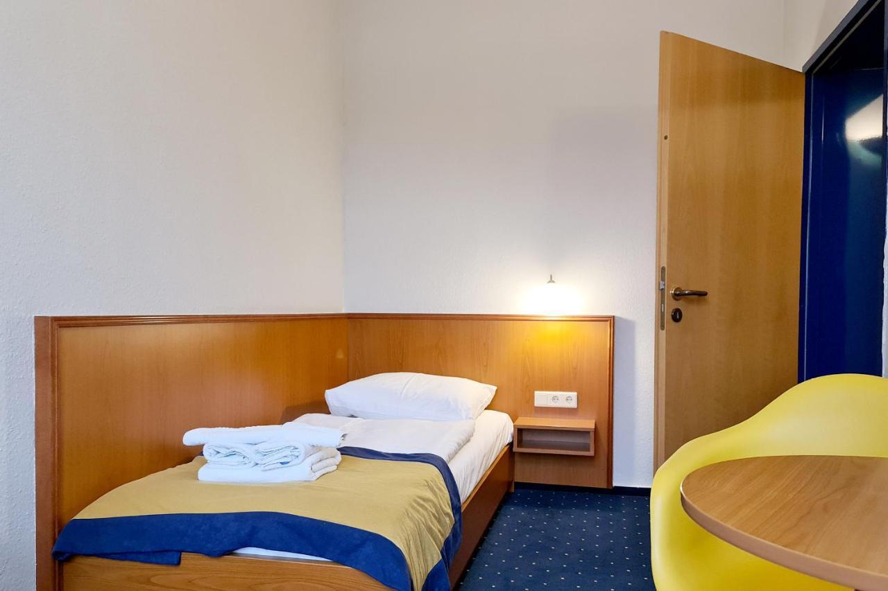 Hotel Zur Traube Kuehlungsborn Exterior photo